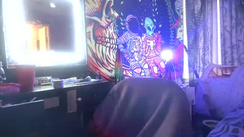 Snapshot of texaspregogrllll chatting on September 18, 6:17 pm TEXASGIRLLLL online show from September 18, 6:17 pm