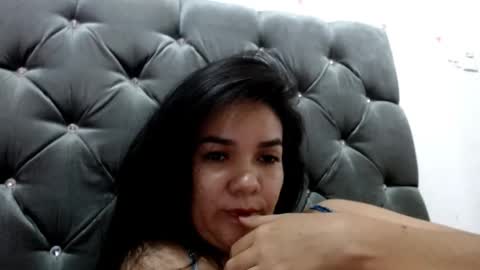 tezza smith online show from February 18, 6:04 am