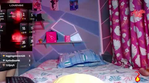 thaliana online show from March 27, 5:31 am