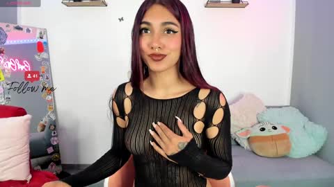 Snapshot of thamara_cooper_ chatting on January 27, 6:09 am thamara_cooper_ online show from January 27, 6:09 am