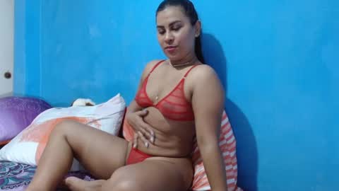 Snapshot of thamarahotx chatting on September 24, 1:48 am THAMMY online show from September 24, 1:48 am