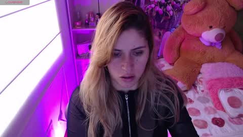   online show from March 24, 6:35 pm