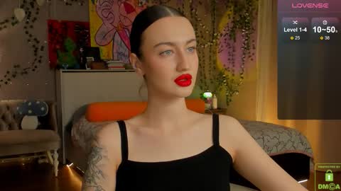 Snapshot of that_eva chatting on October 25, 7:05 am Your Eva online show from October 25, 7:05 am