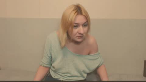 Eva online show from April 19, 10:34 pm