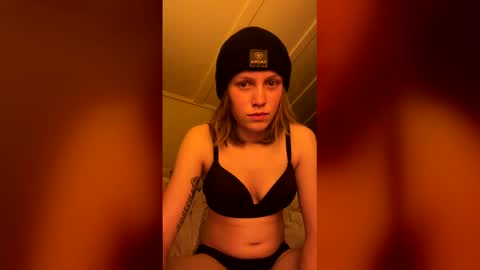 theborderline14 online show from March 2, 5:19 am