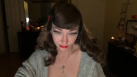 Cach Nelson online show from December 23, 9:38 am