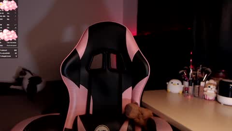 Sara online show from April 12, 11:06 pm