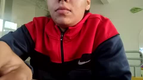 thomas27f online show from December 1, 9:17 pm