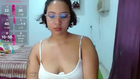 thompson ari online show from January 19, 3:41 pm