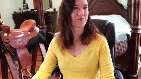 Snapshot of thornbury_rose chatting on March 3, 8:29 pm ThornburyRose online show from March 3, 8:29 pm