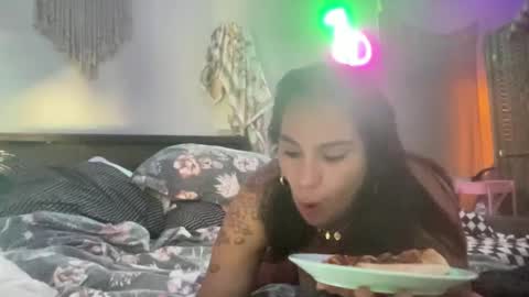 throatyygoat online show from October 6, 8:24 pm