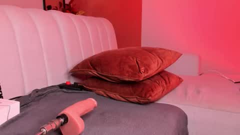 Tianna Rosi online show from February 20, 6:19 am