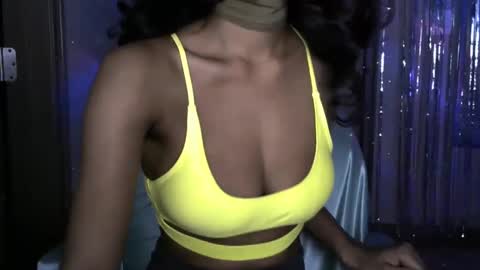 Tiara online show from January 25, 4:45 am