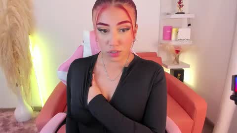 Tiffany online show from February 4, 3:42 am