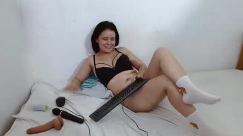 tifanyxesi online show from November 16, 6:52 pm