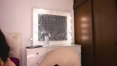 Tiff online show from November 12, 3:15 am