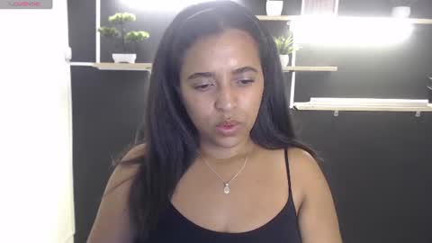 tiffany_cokie online show from June 25, 1:24 pm