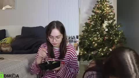 tiffany online show from January 21, 10:51 pm