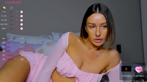 Tina online show from February 14, 9:00 am