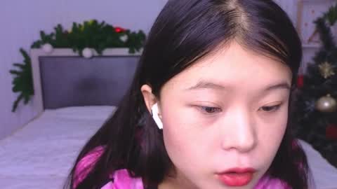 tina__kim online show from December 21, 4:52 am