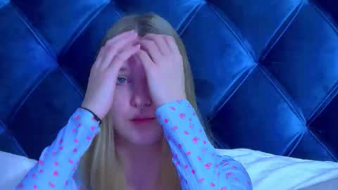 TinaBurton online show from March 5, 4:47 pm