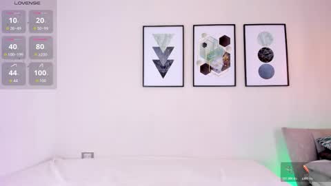 Tina online show from November 25, 11:23 am