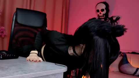 Tina Davil online show from October 28, 1:17 pm