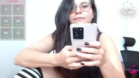Tiny Caroline online show from July 21, 12:33 am
