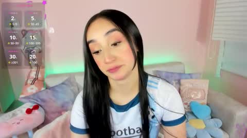 tiny_cora online show from March 9, 4:43 pm