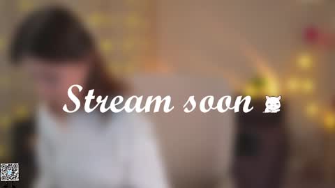 Lyssa     online show from February 8, 4:14 pm