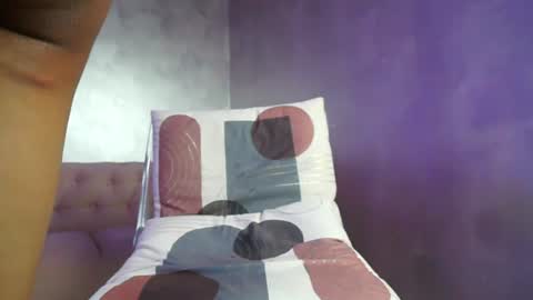 TinyCassi online show from June 17, 4:36 am