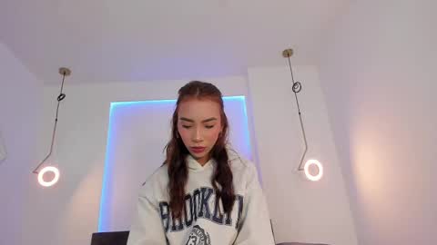 Luna  online show from February 11, 10:36 am