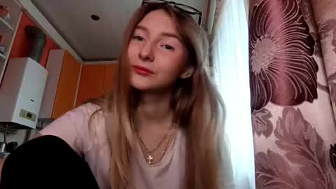 Hi Im Carry 18 years old online show from October 30, 7:22 am