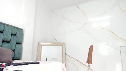 Tivizay online show from October 15, 2:41 pm