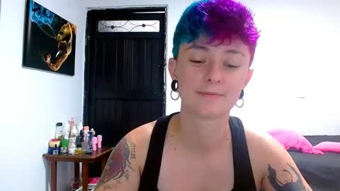 Blue online show from May 23, 9:46 pm