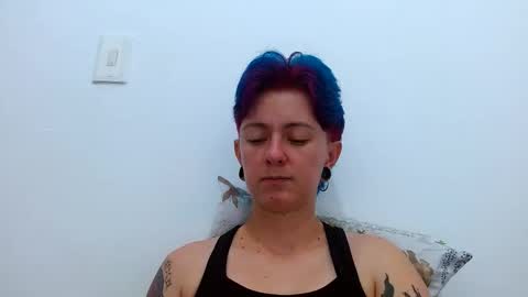 Blue online show from March 25, 7:17 pm