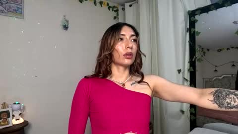 leyla  online show from February 18, 7:07 am