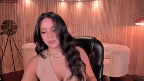 Tori Cross online show from February 15, 2:00 pm