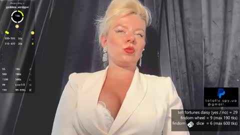 Madam Viktoria   Vacation in Portugal  2811 - 0412 online show from August 2, 1:47 pm