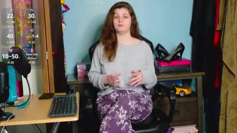 TreeJeanne online show from November 10, 2:39 am