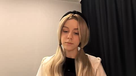 Alice online show from October 8, 7:18 pm