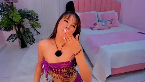 Trixxie online show from July 18, 12:25 am