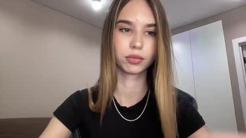 tryme_muse online show from November 13, 4:17 pm