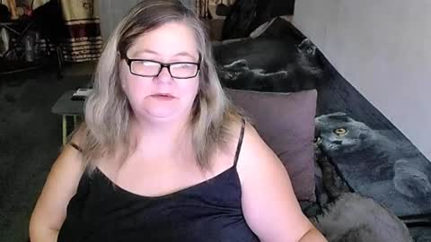 Lana online show from March 3, 10:16 pm