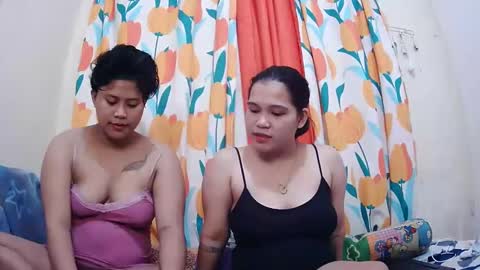 Lyn and lea online show from January 18, 11:33 pm