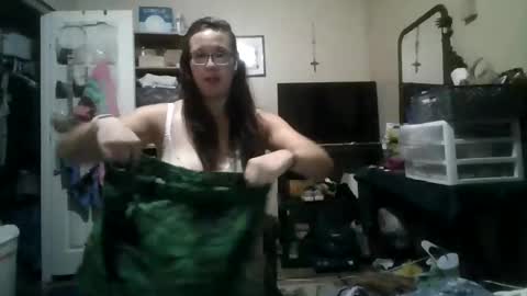 tx_girl69 online show from May 19, 3:02 am