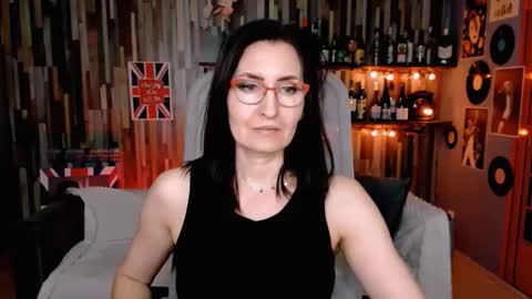 UnaTera online show from February 16, 9:09 am