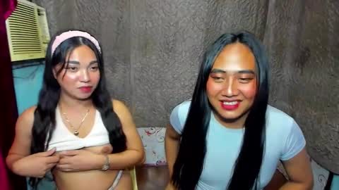 Snapshot of underratedgirlsx chatting on September 26, 2:36 pm NICOLEALEXA online show from September 26, 2:36 pm