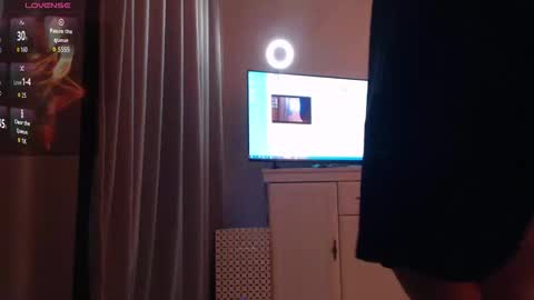 Eva online show from April 27, 9:45 pm