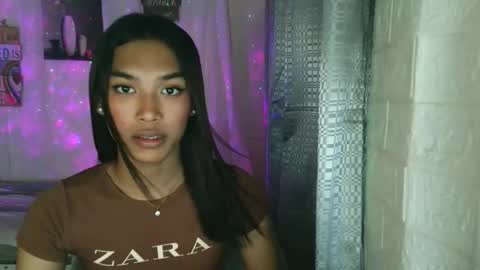 ur_dazzlingmorenaxx online show from December 1, 2:59 am